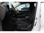 Volvo XC40 T2 Automaat Momentum Core | Achteruitrijcamera | Parkeersensoren voor en achter | BLIS | Navigatiesysteem | 17 inch Lichtmetalen velgen | Alarmklasse 3 | Bestuurdersstoel in hoogte verstelbaar | Volledige onderhoudshistorie | Lane-keeping | Adaptive Cruise Control |