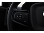 Volvo XC40 T2 Automaat Momentum Core | Achteruitrijcamera | Parkeersensoren voor en achter | BLIS | Navigatiesysteem | 17 inch Lichtmetalen velgen | Alarmklasse 3 | Bestuurdersstoel in hoogte verstelbaar | Volledige onderhoudshistorie | Lane-keeping | Adaptive Cruise Control |