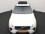 Volvo XC60 Recharge T6 AWD R-Design Plug In Hybrid 341pk Dealer O.H. PHEV | Panodak | Adaptive Cruise | 360 Camera | Google Assistent | Lederen Sportstoelen Memory & Verwarmd | Apple Carplay | Keyless | Virtual | Navigatie | DAB |
