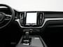 Volvo XC60 Recharge T6 AWD R-Design Plug In Hybrid 341pk Dealer O.H. PHEV | Panodak | Adaptive Cruise | 360 Camera | Google Assistent | Lederen Sportstoelen Memory & Verwarmd | Apple Carplay | Keyless | Virtual | Navigatie | DAB |
