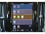 Volvo V90 T6 Recharge AWD Plus Dark - IntelliSafe Assist & Surround - 360º Camera - Harman/Kardon audio - Adaptieve LED koplampen - Verwarmde voorstoelen, stuur & achterbank - Parkeersensoren voor & achter - Elektr. bedienb. voorstoelen met geheugen - Extra getint glas - Elektr. inklapbare trekhaak - 19' LMV
