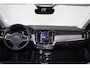 Volvo V90 T6 Recharge AWD Plus Dark - IntelliSafe Assist & Surround - 360º Camera - Harman/Kardon audio - Adaptieve LED koplampen - Verwarmde voorstoelen, stuur & achterbank - Parkeersensoren voor & achter - Elektr. bedienb. voorstoelen met geheugen - Extra getint glas - Elektr. inklapbare trekhaak - 19' LMV