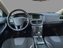Volvo V40 2.0 D2 Momentum / Metallic Silver / Cruise control / Volledig dealeronderhouden!