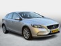 Volvo V40 2.0 D2 Momentum / Metallic Silver / Cruise control / Volledig dealeronderhouden!
