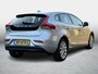 Volvo V40 2.0 D2 Momentum / Metallic Silver / Cruise control / Volledig dealeronderhouden!