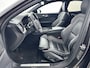 Volvo S60 T6 Recharge Ultimate Dark | 19" | Sportstoelen | Trekhaak | Getint glas | Panoramadak | Head-up | Harman Kardon | Elektr. verst. stoelen | Full LED | Stoel/stuur/achterbankverwarming