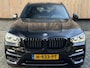BMW X3 xDrive20i High Executive M-sport | Leren bekleding | Head-up display | Stoelverwarming | Cruise & climate control | Dodehoek en verkeersborddetectie | Rijstrooksensor| Parkeersensoren voor en achter | Achteruitrijcamera
