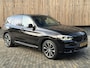 BMW X3 xDrive20i High Executive M-sport | Leren bekleding | Head-up display | Stoelverwarming | Cruise & climate control | Dodehoek en verkeersborddetectie | Rijstrooksensor| Parkeersensoren voor en achter | Achteruitrijcamera