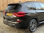 BMW X3 xDrive20i High Executive M-sport | Leren bekleding | Head-up display | Stoelverwarming | Cruise & climate control | Dodehoek en verkeersborddetectie | Rijstrooksensor| Parkeersensoren voor en achter | Achteruitrijcamera