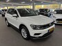 Volkswagen Tiguan 1.4 TSI Comfortline Business met Elektrisch wegklapbare Trekhaak, Navigatie en Apple/Android Carplay