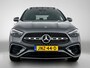 Mercedes-Benz GLA 250 e AMG Plug-In Hybride AMG Line | Panorama Schuif-Kanteldak | Sfeerverlichting | Dosehoek Assist | Stuur en Stoelverwarming. Inclusief 24 maanden MB Certified garantie voor Europa.