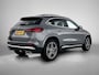 Mercedes-Benz GLA 250 e AMG Plug-In Hybride AMG Line | Panorama Schuif-Kanteldak | Sfeerverlichting | Dosehoek Assist | Stuur en Stoelverwarming. Inclusief 24 maanden MB Certified garantie voor Europa.