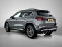 Mercedes-Benz GLA 250 e AMG Plug-In Hybride AMG Line | Panorama Schuif-Kanteldak | Sfeerverlichting | Dosehoek Assist | Stuur en Stoelverwarming. Inclusief 24 maanden MB Certified garantie voor Europa.