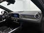 Mercedes-Benz GLA 250 e AMG Plug-In Hybride AMG Line | Panorama Schuif-Kanteldak | Sfeerverlichting | Dosehoek Assist | Stuur en Stoelverwarming. Inclusief 24 maanden MB Certified garantie voor Europa.