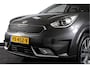 Kia Niro 1.6 GDi Hybrid 105 PK ExecutiveLine - Automaat | Adapt. Cruise | Stuur-+stoelverw. + Ventilatie | Elek. Stoel | PDC | Camera | NAV + App. Connect | ECC | Afn. Trekhaak | LM 18" |