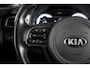 Kia Niro 1.6 GDi Hybrid 105 PK ExecutiveLine - Automaat | Adapt. Cruise | Stuur-+stoelverw. + Ventilatie | Elek. Stoel | PDC | Camera | NAV + App. Connect | ECC | Afn. Trekhaak | LM 18" |