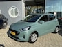 Hyundai i10 1.0 Comfort Smart - NAVI + CAMERA + TREKHAAK - ZEER LAGE KM STAN