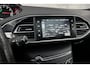 Peugeot 308 SW 1.6 e-THP GT 205 | Camera | Panoramadak | Leder | Trekhaak | Stoelverwarming