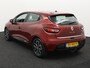 Renault Clio 0.9 TCe Intens Airco auto, Bluetooth, Boordcomputer, Cruise control, Elek. Stabiliteits Programma, Elek. remkrachtverdeling, Parkeersensoren achter, Start/stop systeem De Renault Clio 0.9 TCe Intens combineert Franse flair met slimme efficiëntie. Compact van buiten, verrassend ruim van binnen – perfect voor wie stijlvol door de stad wil rijden zonder in te