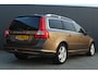 Volvo V70 2.0 D4 Limited Edition | 5-cilinder | Automaat | Trekhaak | Xenon | Schuif/kantel dak | Geheugenstoelen | Lederen bekleding | Elektr. kofferklep | Cruise control | Navigatie | Achteruitrijcamera | Parkeersensoren | Stoelverwarming | Bomvolle Volvo | Complete onderhoudshistorie |