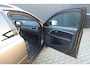 Volvo V70 2.0 D4 Limited Edition | 5-cilinder | Automaat | Trekhaak | Xenon | Schuif/kantel dak | Geheugenstoelen | Lederen bekleding | Elektr. kofferklep | Cruise control | Navigatie | Achteruitrijcamera | Parkeersensoren | Stoelverwarming | Bomvolle Volvo | Complete onderhoudshistorie |