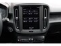 Volvo XC40 T3 Automaat Momentum | Trekhaak | Navigatie | Cruise Control | Parkeercamera | Bluetooth Telefonie & Multimedia | Climate Control | LED Koplampen | 17'' Lichtmetalen Velgen