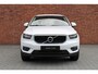 Volvo XC40 T3 Automaat Momentum | Trekhaak | Navigatie | Cruise Control | Parkeercamera | Bluetooth Telefonie & Multimedia | Climate Control | LED Koplampen | 17'' Lichtmetalen Velgen