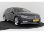 Volkswagen Passat Variant 1.5 TSI Highline Business | Trekhaak | 3-Zone Climate Control | Camera | Sportstoelen |