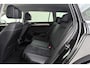 Volkswagen Passat Variant 1.5 TSI Highline Business | Trekhaak | 3-Zone Climate Control | Camera | Sportstoelen |