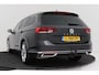 Volkswagen Passat Variant 1.5 TSI Highline Business | Trekhaak | 3-Zone Climate Control | Camera | Sportstoelen |