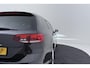 Volkswagen Passat Variant 1.5 TSI Highline Business | Trekhaak | 3-Zone Climate Control | Camera | Sportstoelen |
