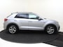 Volkswagen T-Roc 1.0 TSI R-Line Business | Parkeerassistent | Achteruitrijcamera | Stoelverwarming | Adaptieve cruise control | Digital cockpit pro | CarPlay | Navigatie |
