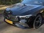Mercedes-Benz A-klasse 200 AMG Line Night Pack