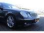 Mercedes-Benz E-klasse 200 K. Avantgarde Aut.*NL-Auto*Youngtimer*Half Leder/Navi/Parkeersens.V+A*