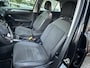 Volkswagen T-Roc 1.5 TSI style 150 pk automaat camera - stuur-stoelverw.