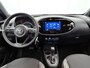 Toyota Aygo X 1.0 VVT-i Automaat Pulse | Stoelverwarming | LM Velgen | Automatische Airco | Apple Carplay/Android Auto navigatie
