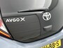 Toyota Aygo X 1.0 VVT-i Automaat Pulse | Stoelverwarming | LM Velgen | Automatische Airco | Apple Carplay/Android Auto navigatie