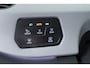 Volkswagen ID.3 First Plus 58 kWh | LED | Cruise Adaptive | Trekhaak | Navi | Stoelverwarming | Clima | Camera | Lichtmetalen Velgen | Parkeersensoren V+A