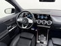 Mercedes-Benz EQA 250 AMG Line 67 kWh | Panorama - Schuifdak | Trekhaak Wegklapbaar | Stoelventilatie/-verwarming Voor | Leder Bekleding | 20" AMG Velgen | Distronic Cruise Control