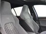 Volkswagen Golf 1.5 eTSI R-Line 150 PK DSG | Automaat | Apple Carplay | Panoramadak | Stuurwielverwarming | Navigatie | Achteruitrijcamera | IQ Light | Stoelverwarming | Adaptive Cruise Control |