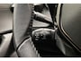 Peugeot e-2008 EV Allure 50 kWh 100% Elektrisch | Camera | Parkeersensor | Cruise Control | Airco | Navigatie | Licht Metalen Velgen | 1e eigenaar