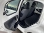 Toyota Aygo 1.0 VVT-i Now NL auto, dealer onderhouden, boekjes compleet, airconditioning, neerklapbare achterbank, centrale deurvergrendeling met afst.bediening