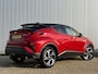 Toyota C-HR 1.8 Hybrid Style Limited Bi-Tone Trekhaak Parkeersensoren Carplay Stoel Stuur Verwarming BSM PDC