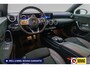 Mercedes-Benz A-klasse 250 e AMG Line | Cruise-control | PDC V+A + Camera | Stoelverwarming Sfeerverlichting, Extra getint glas, Navigatie, Aplle Carplay/Android auto, Keyless