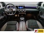 Mercedes-Benz A-klasse 250 e AMG Line | Cruise-control | PDC V+A + Camera | Stoelverwarming Sfeerverlichting, Extra getint glas, Navigatie, Aplle Carplay/Android auto, Keyless