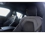 Volvo V60 2.0 T6 Plug-in hybrid AWD Plus Dark | 2000 kg trekgewicht | Elektrische stoelen met geheugen | Harman/Kardon Audio | Stoel & Stuurverwarming | Dodehoeksensoren | adaptieve cruise controle |