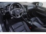 Volvo XC40 1.5 T3 R-Design | Panorama Dak | Cruise Control | Automaat | Stoelverwarming | Elek. Achterklep | Parkeersensoren Voor & Achter + Camera | Bochtverlichting | Trekhaak