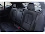 Volvo XC40 1.5 T3 R-Design | Panorama Dak | Cruise Control | Automaat | Stoelverwarming | Elek. Achterklep | Parkeersensoren Voor & Achter + Camera | Bochtverlichting | Trekhaak