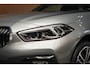 BMW 1-Serie 118i Sport-line Aut. Leer Navi ACC Camera PDC Climate Zwarte hemelbekleding LM velgen BTW auto
