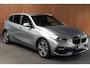 BMW 1-Serie 118i Sport-line Aut. Leer Navi ACC Camera PDC Climate Zwarte hemelbekleding LM velgen BTW auto